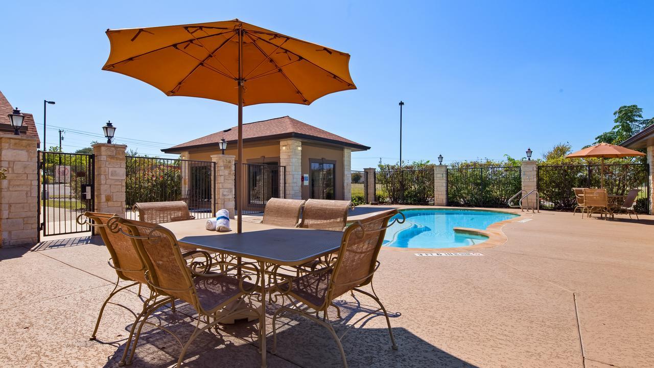 Microtel Inn & Suites By Wyndham Round Rock Εξωτερικό φωτογραφία
